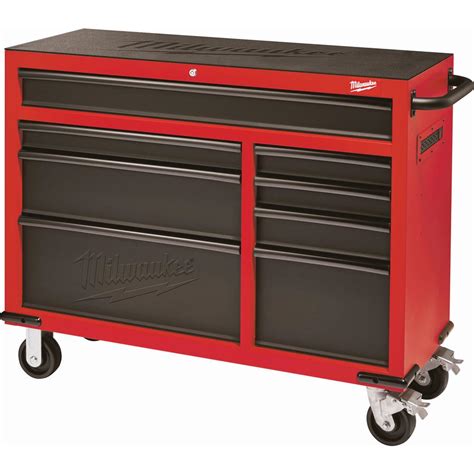 milwaukee tool chests clearance